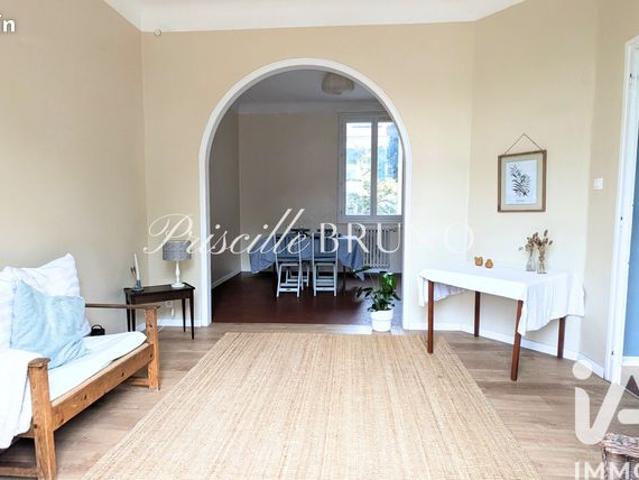 Maison familiale 10 pièces 152 m²