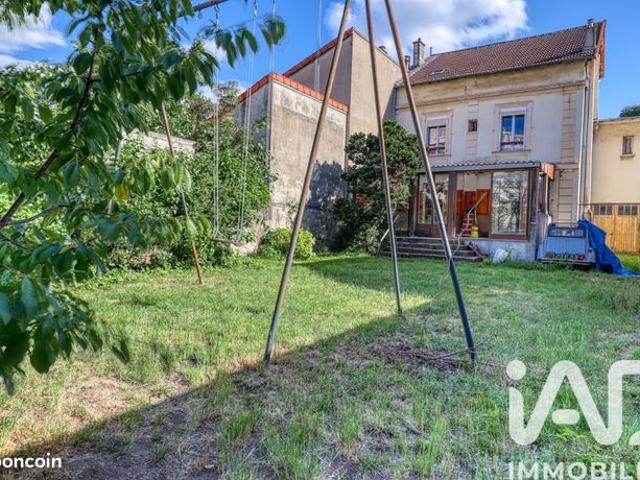 Maison familiale 10 pièces 189 m²