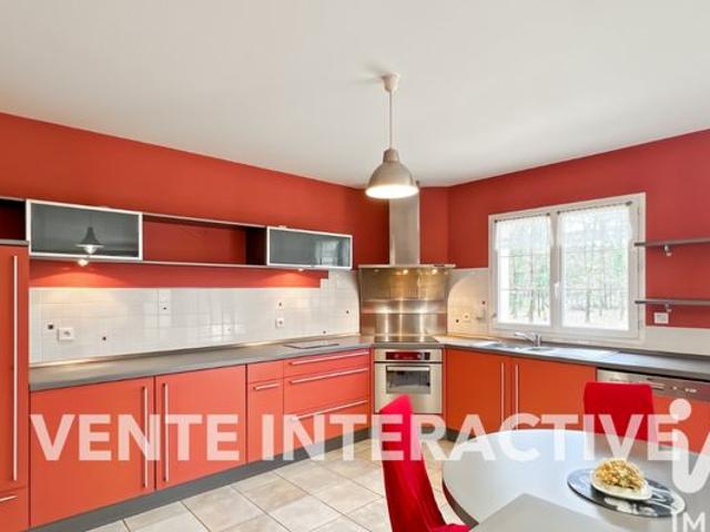 Maison familiale 10 pièces 239 m²