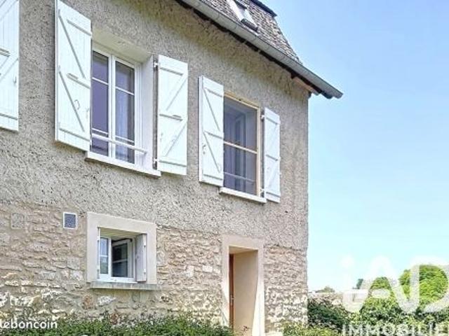Maison familiale 10 pièces 245 m²