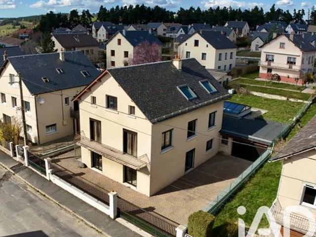 Maison familiale 11 pièces 223 m²