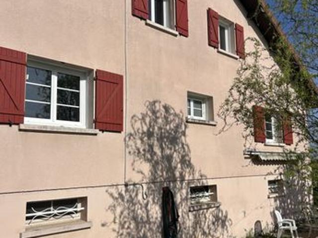Maison familiale 11 pièces 240 m²