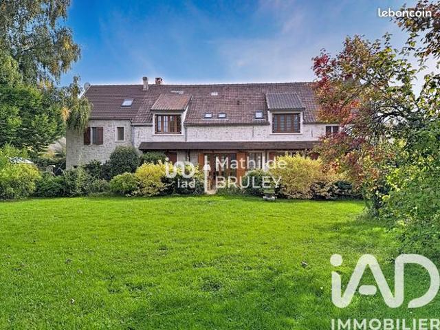 Maison familiale 11 pièces 262 m²
