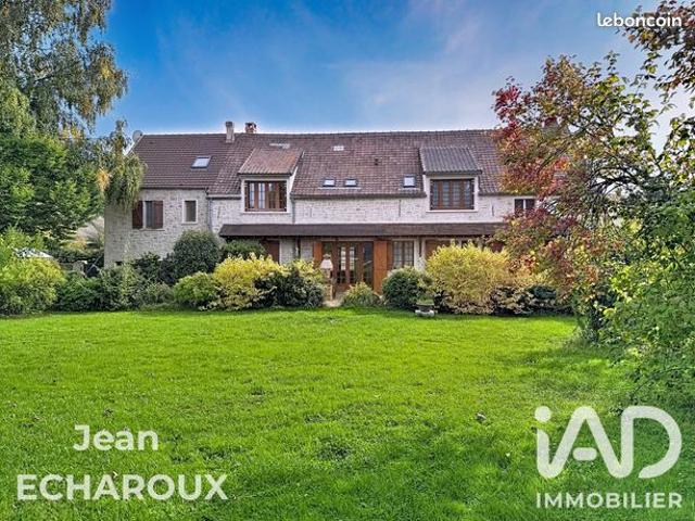Maison familiale 11 pièces 262 m²