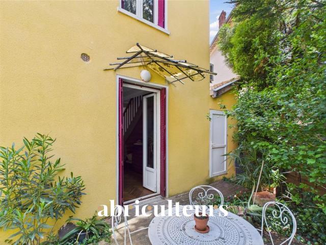 Maison familiale 123 m² – Lyon 3e Montchat – Jardin, double. 123m² Lyon 3ème