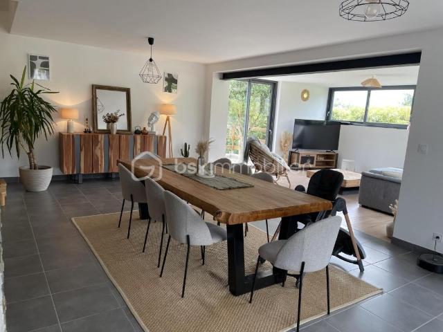 Maison familiale 123 m² – 4 chambres – DPE A – Aucun travaux