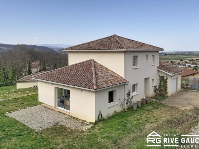 Maison familiale 135 m2 Vue dégagée Terrain de plus de 1