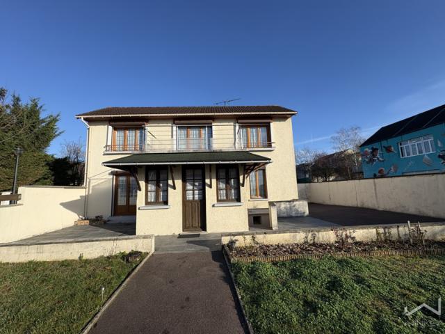 Maison individuelle familiale 135 m2 6 pièces, jardin, g