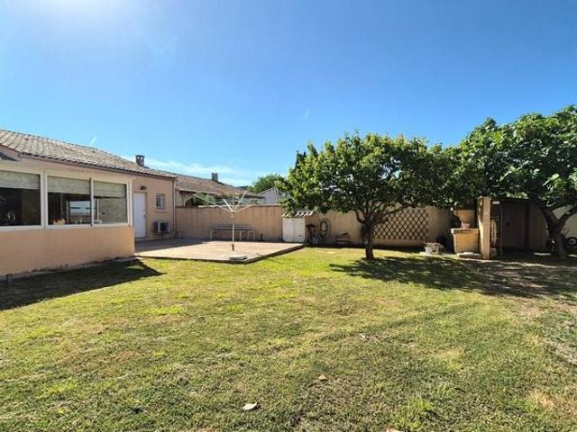 Maison familiale 136 m² avec jardin – 4 chambres – Grand gar. 136m² Marsillargues