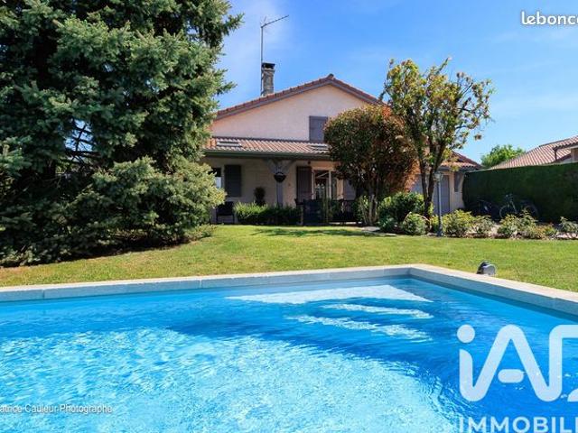 Maison familiale 5 pièces 123 m²