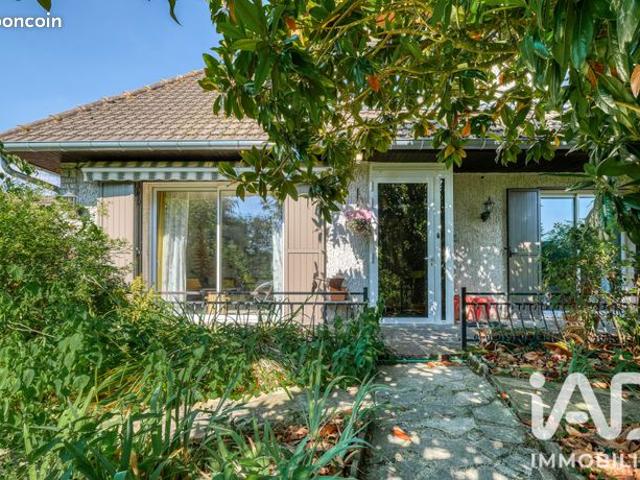 Maison familiale 1 pièce 225 m²