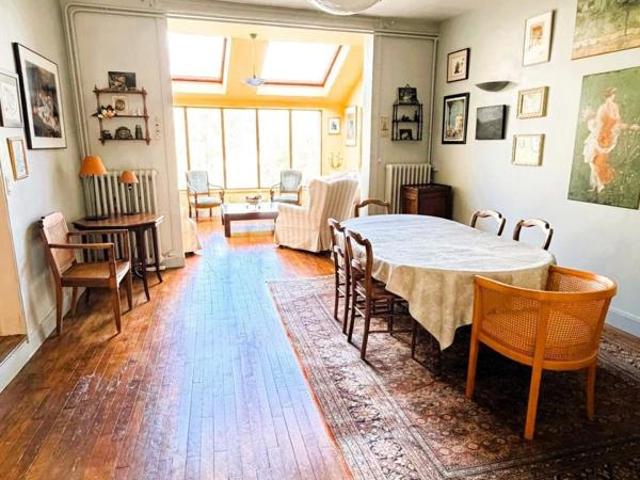 Maison familiale — 210 m² sur 956 m² de terrain rare