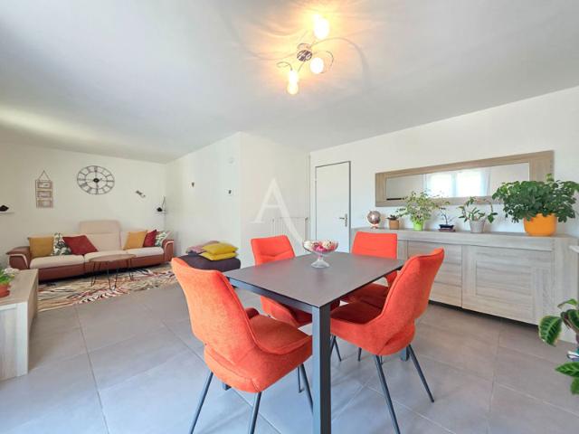 Maison familiale 3 chambres avec garage Écoles, commerces et transports à pied