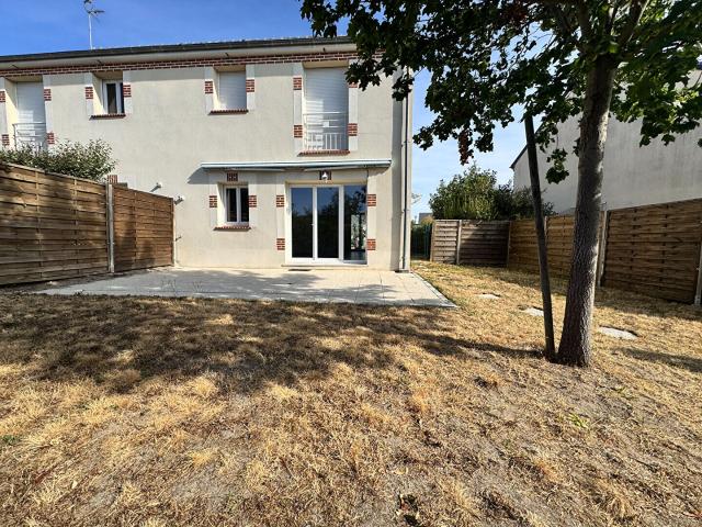 Maison familiale 3 chambres avec jardin et garage à louer à Orléans, secteur Barrière Saint Marc