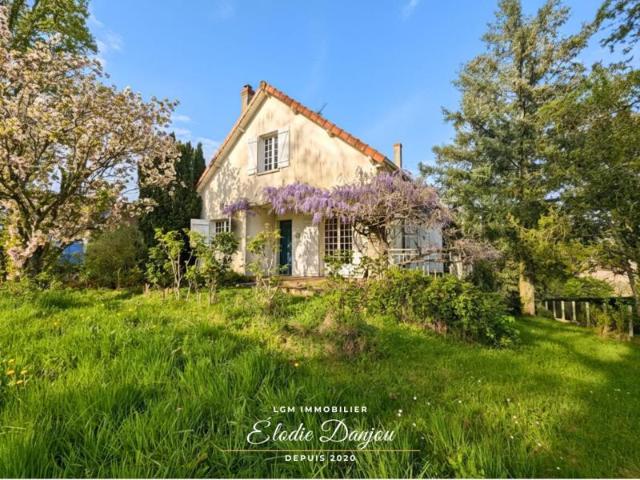 Maison familiale – 3 chambres, jardin clos, sous sol total – Proche Châteaudun et Vendôme