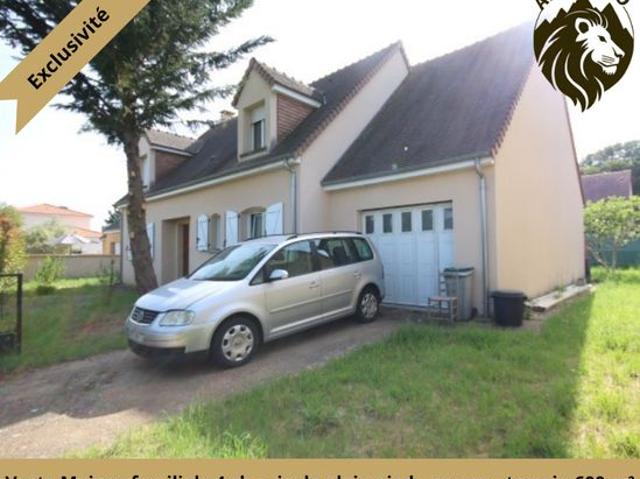 Maison familiale 4 ch vie de plain pied garage terrain 600 m²