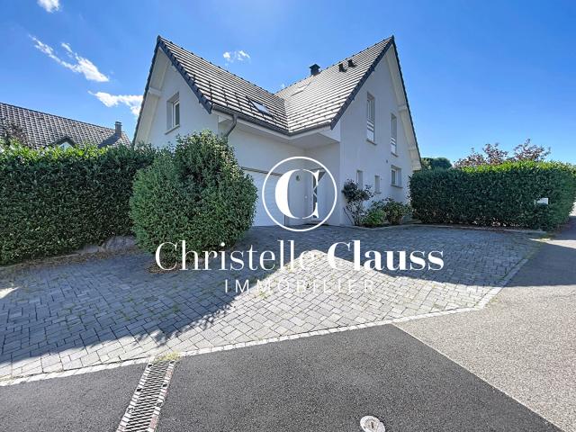 Maison familiale 4 chambres à Folgensbourg 154 m2 au sol, terrain de 616 m2