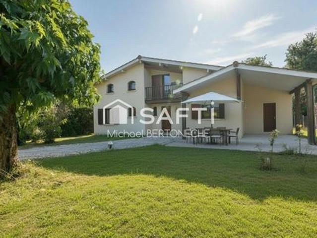Maison familiale 4 chambres avec grand jardin à La Lande de Fronsac 33240