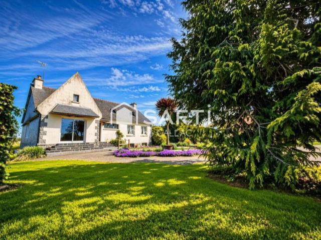 Maison familiale 4 chambres et jardin SOUS OFFRE