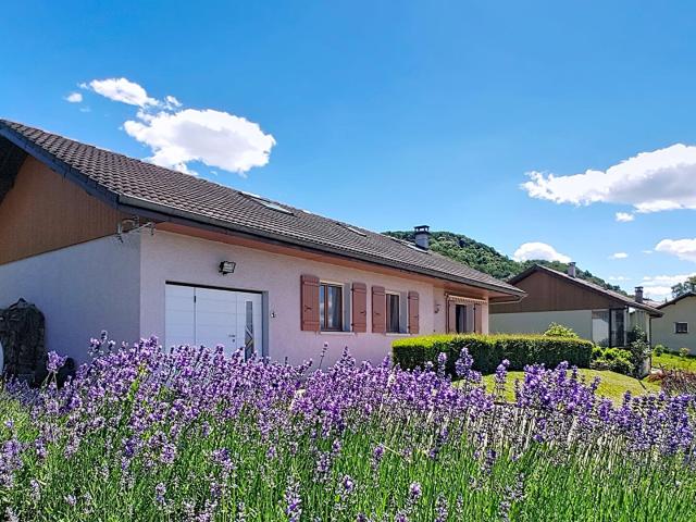 Maison familiale 4 chambres sur un terrain de 1030m² à Bons. 133m² Bons en Chablais