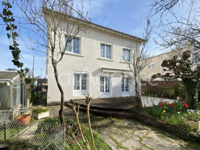 Maison familiale 4 chambres Proche commerces