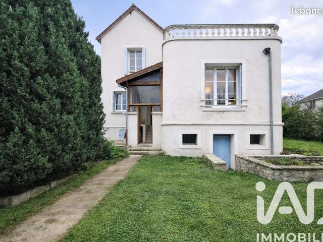 Maison familiale 4 pièces 205 m²