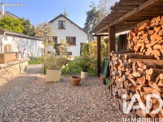 Maison familiale 4 pièces 98 m²