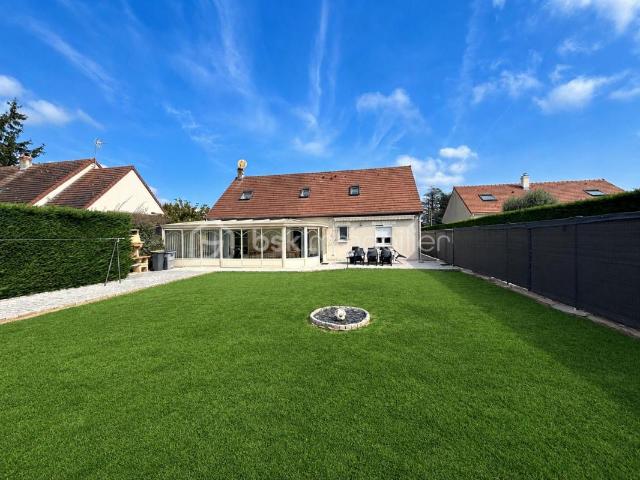 Maison familiale 5 Chambres 2 garages