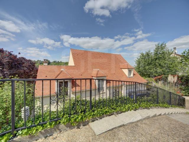 MAISON FAMILIALE 5 CHAMBRES