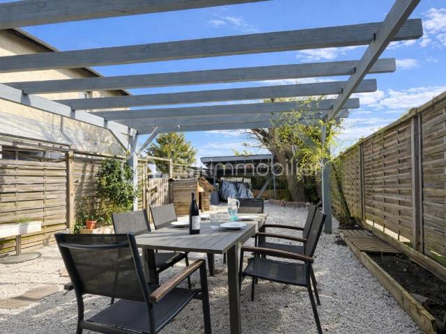 Maison familiale 5 chambres – Brindas, limite Craponne – Terrasse XXL & jardin
