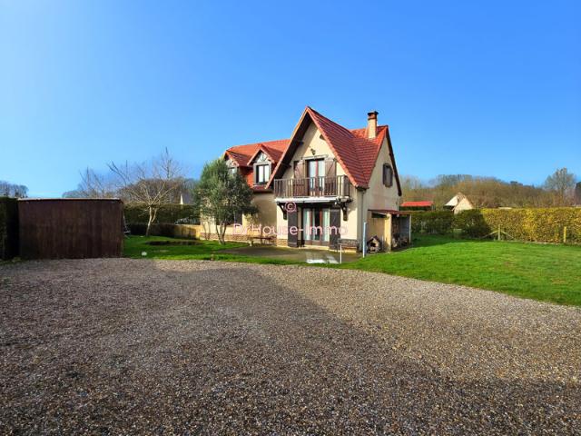 Maison familiale 5 chambres Vie de plain pied Sous sol complet Jardin clos