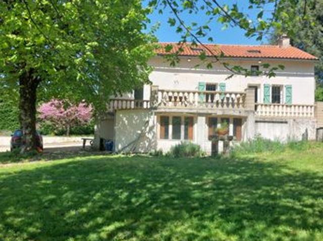 Maison familiale 5 pièces 142 m²