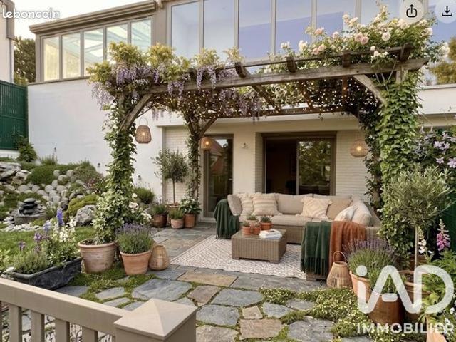 Maison familiale 5 pièces 146 m²