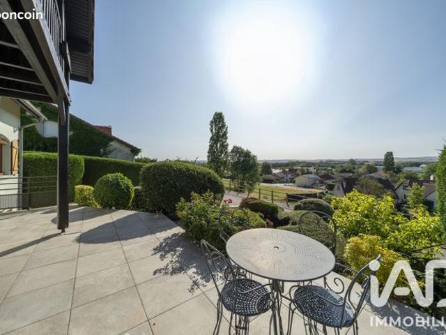 Maison familiale 5 pièces 150 m²