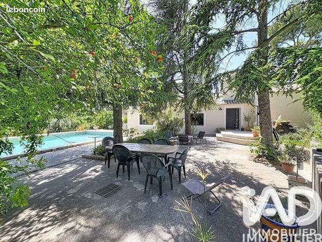Maison familiale 5 pièces 150 m²