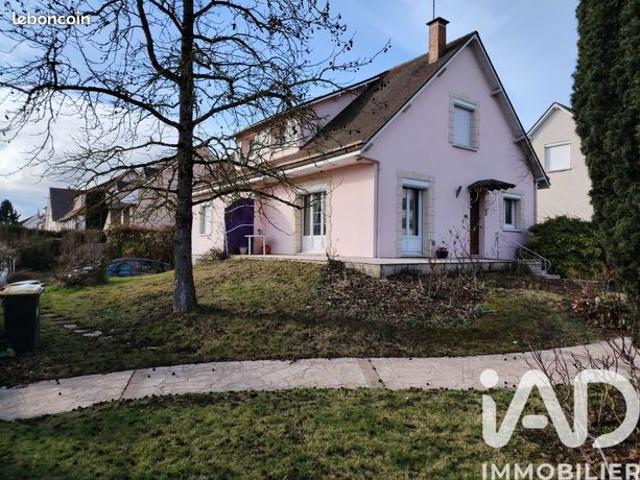 Maison familiale 5 pièces 150 m²