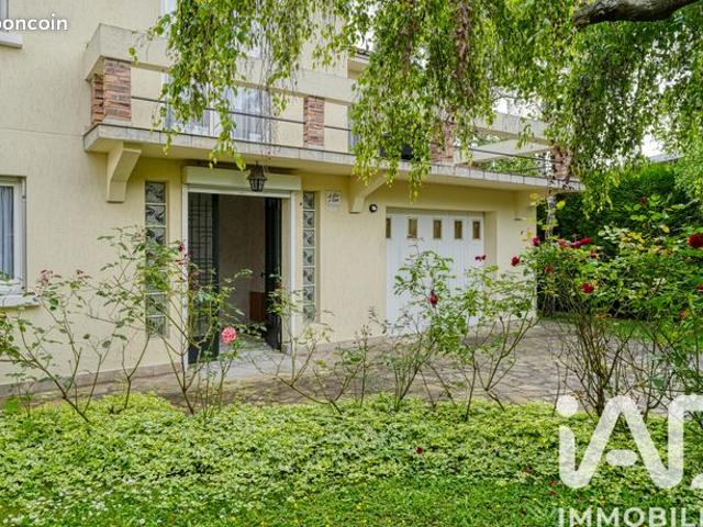 Maison familiale 5 pièces 154 m²