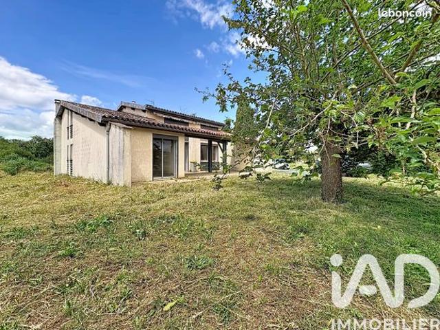 Maison familiale 5 pièces 155 m²