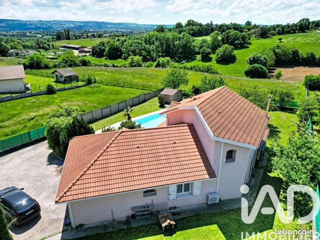 Maison familiale 5 pièces 163 m²