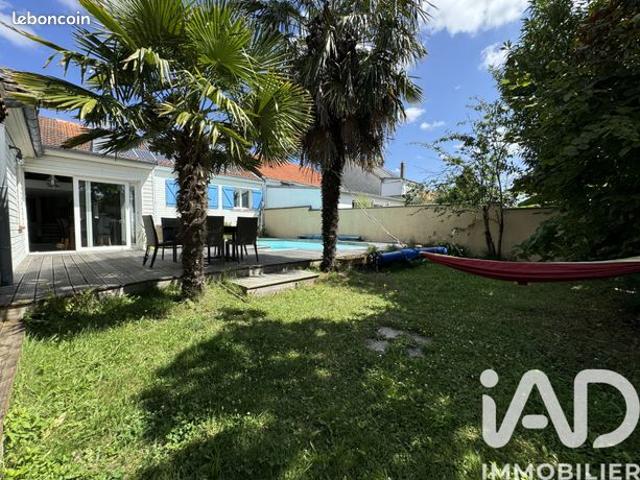 Maison familiale 5 pièces 160 m²