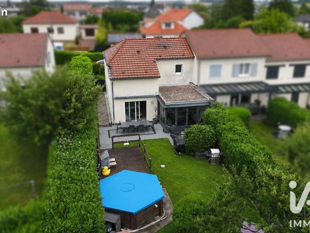 Maison familiale 5 pièces 165 m²