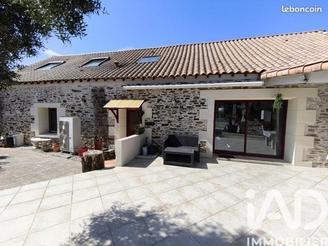 Maison familiale 5 pièces 170 m²