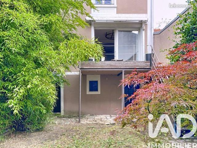 Maison familiale 5 pièces 183 m²