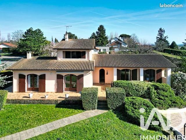 Maison familiale 5 pièces 180 m²