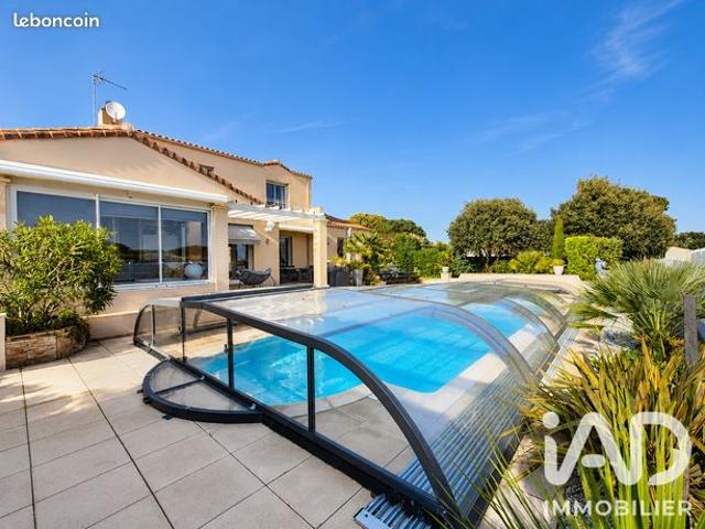 Maison familiale 5 pièces 193 m²