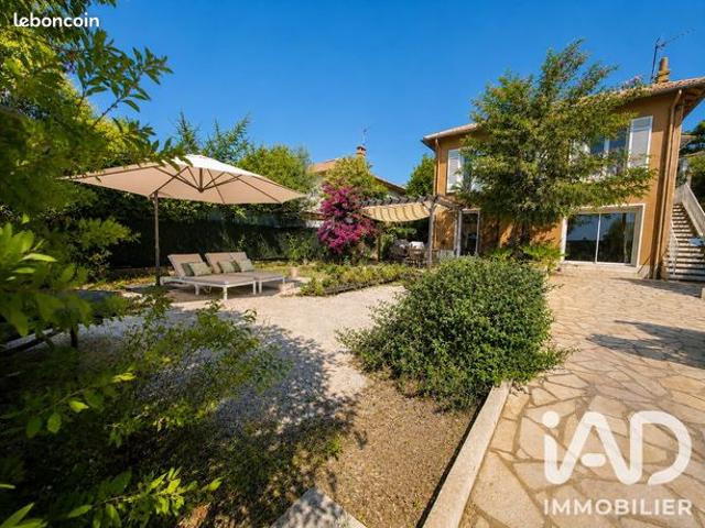 Maison familiale 5 pièces 100 m²