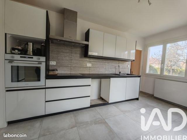 Maison familiale 5 pièces 117 m²