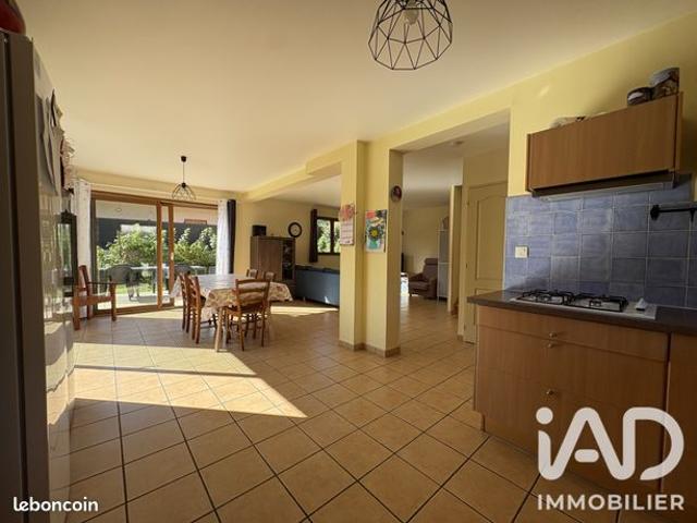 Maison familiale 5 pièces 114 m²