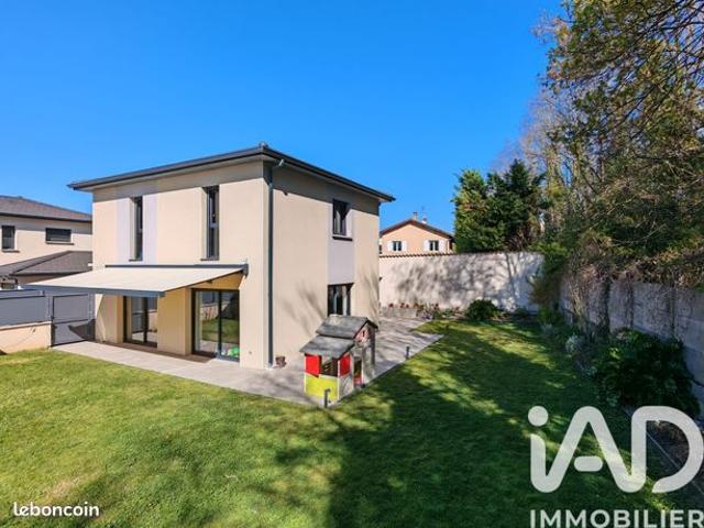 Maison familiale 5 pièces 115 m²