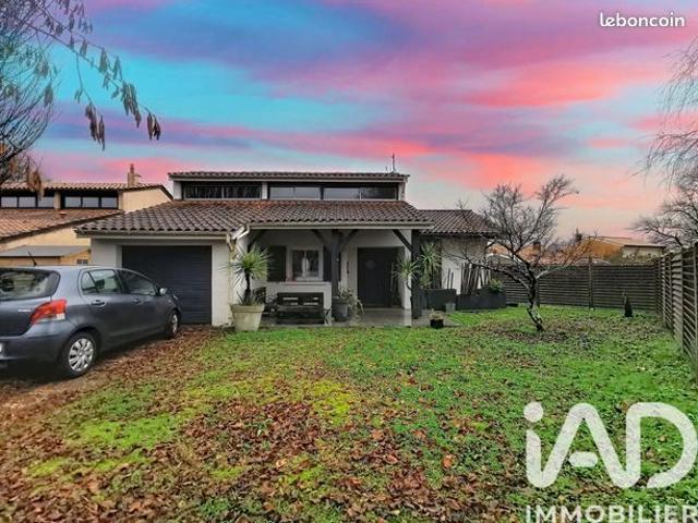 Maison familiale 5 pièces 127 m²